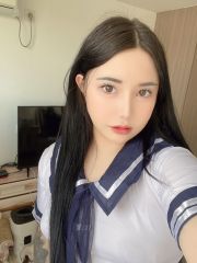 身材好颜值高年轻妹子